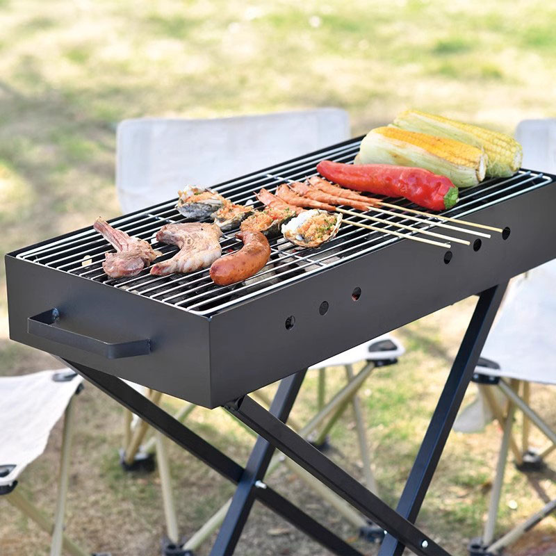 Grill a forma di X coperta
